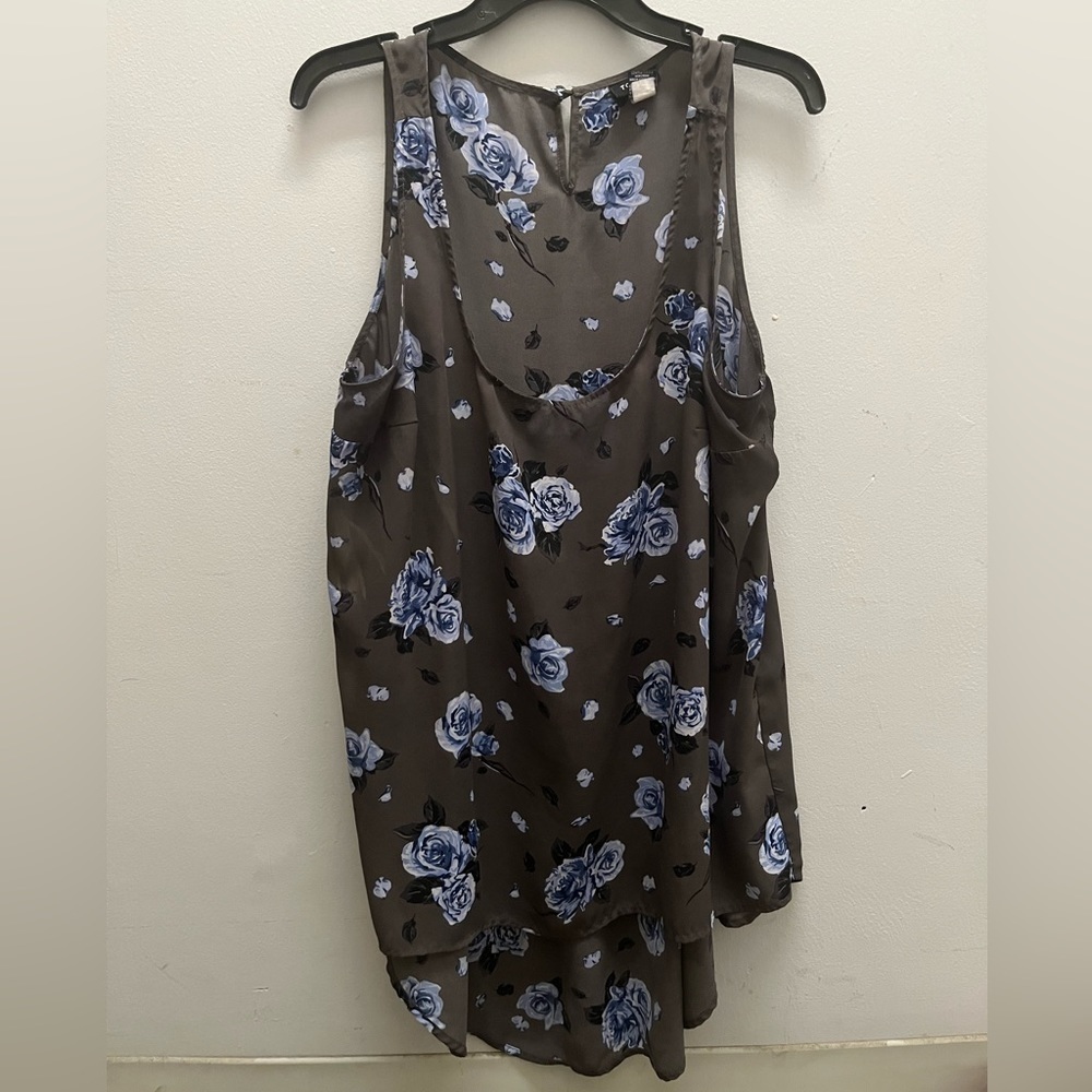 🚨CLEARANCE B1123-3 TORRID Floral Tank Top